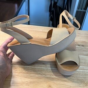Kenneth Cole Kind-Ly Wedges
